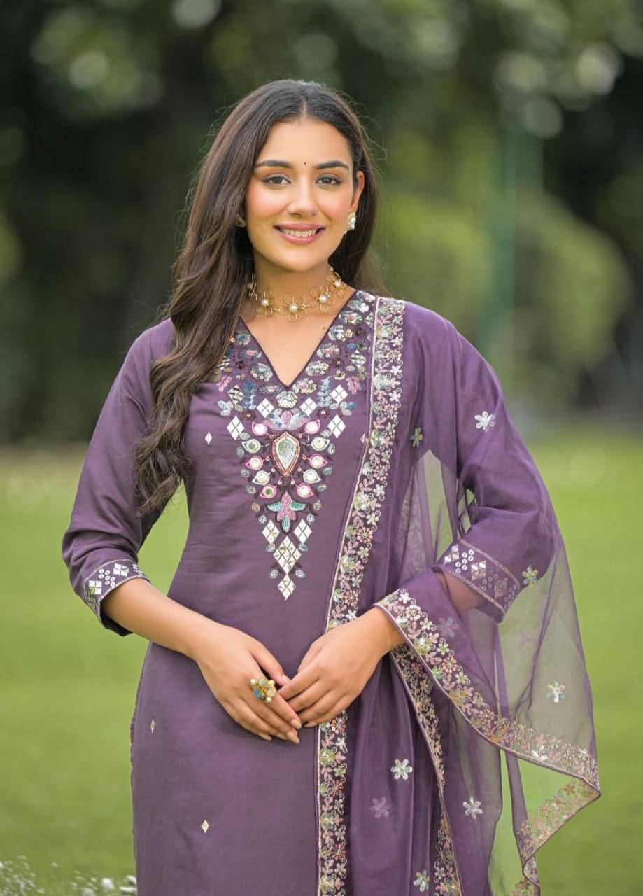 Royal Plum Mirror-Embroidered Kurta Set with Dupatta - Silk – Festive Elegance - Naticraft