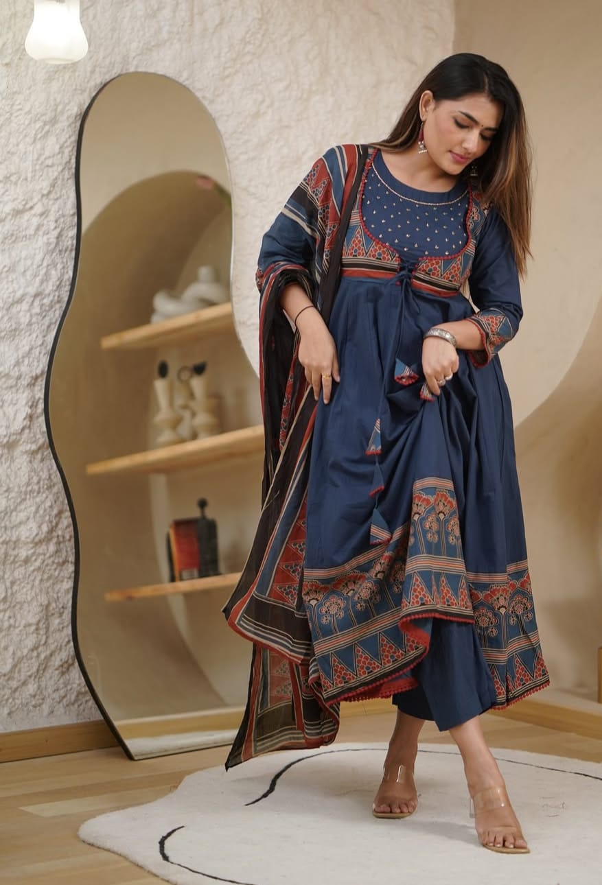 Naticraft Elegant Anarkali Suit Set – Traditional Ethnic Wear for Women - Naticraft
