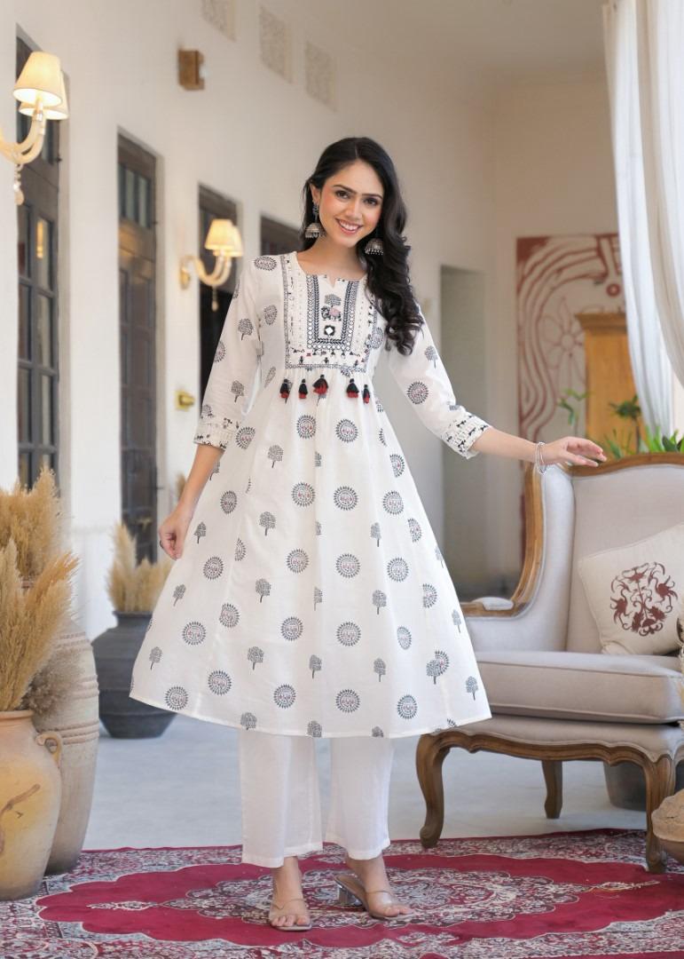 Ethnic White Printed Kurta Set - Kurta, Pants, and Dupatta - Naticraft