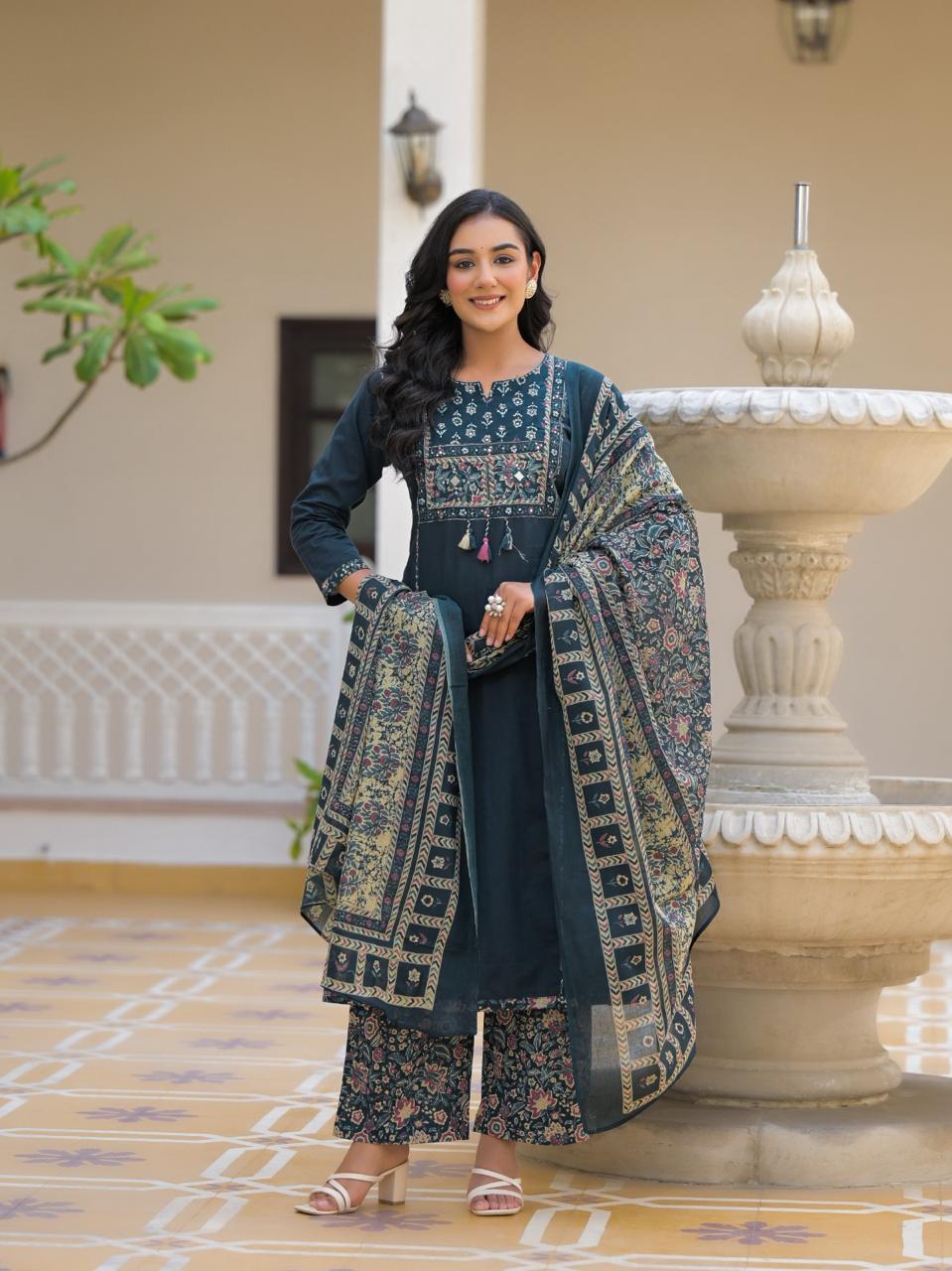 Elegant Embroidered Kurta Set – Festive Ready - Naticraft