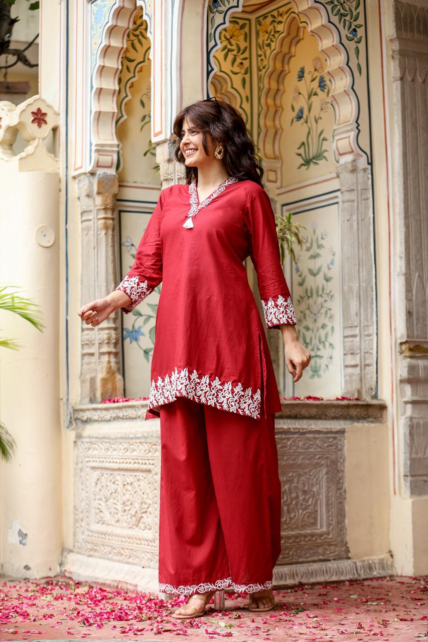 Elegant Floral Embroidered Ethnic Co-ord Set - Naticraft