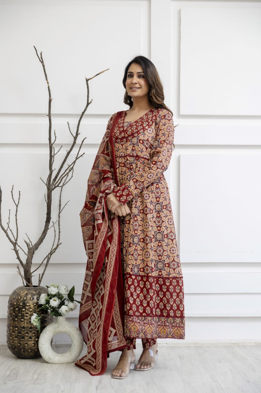 Regal Bloom Handblock Anarkali Kurta Set - Naticraft