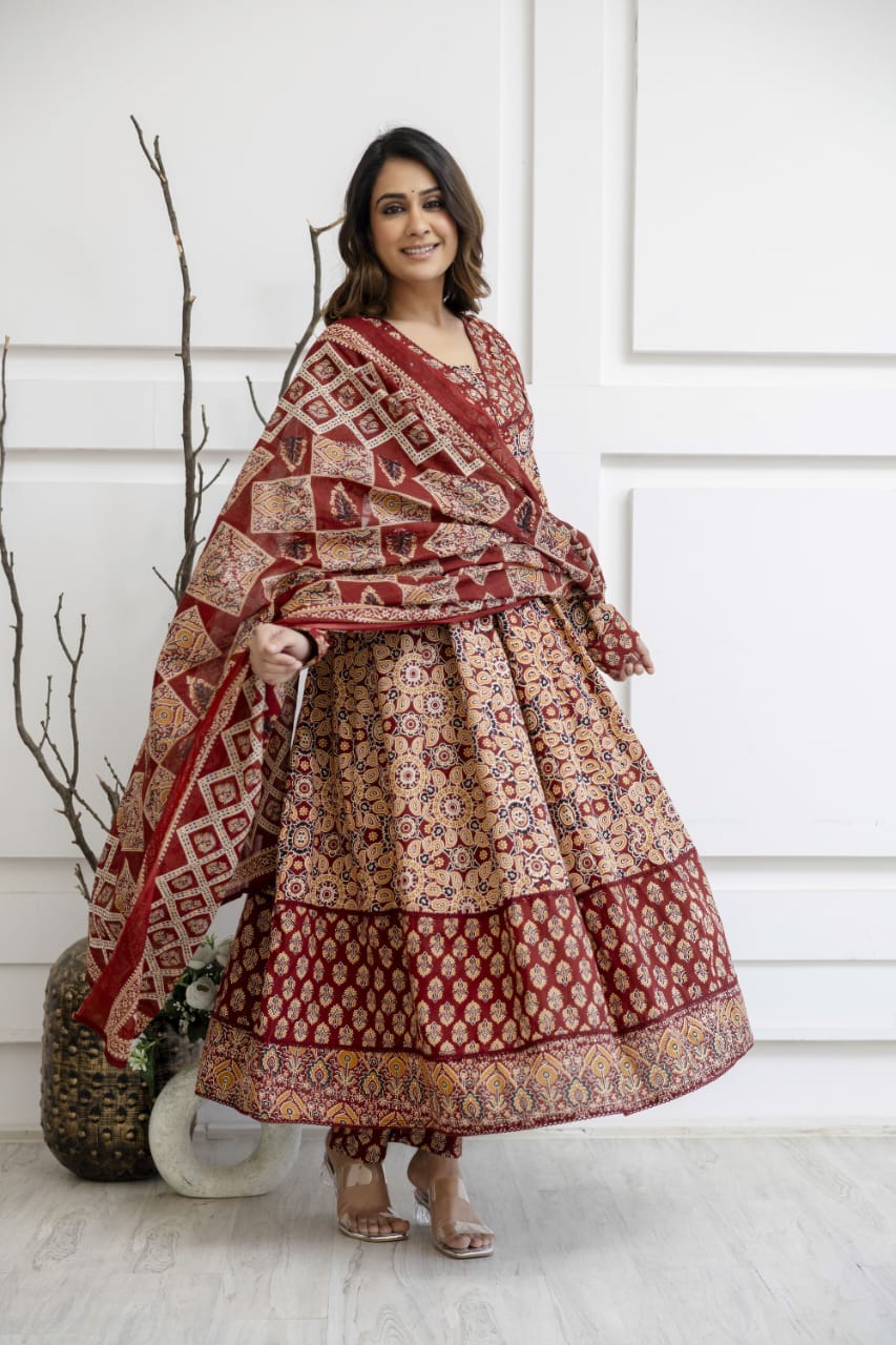 Regal Bloom Handblock Anarkali Kurta Set - Naticraft