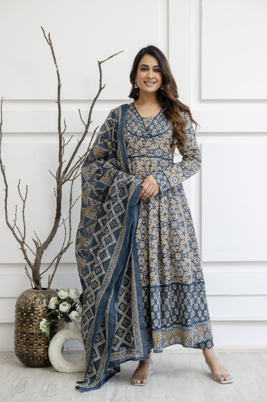 Regal Bloom Handblock Anarkali Kurta Set - Naticraft