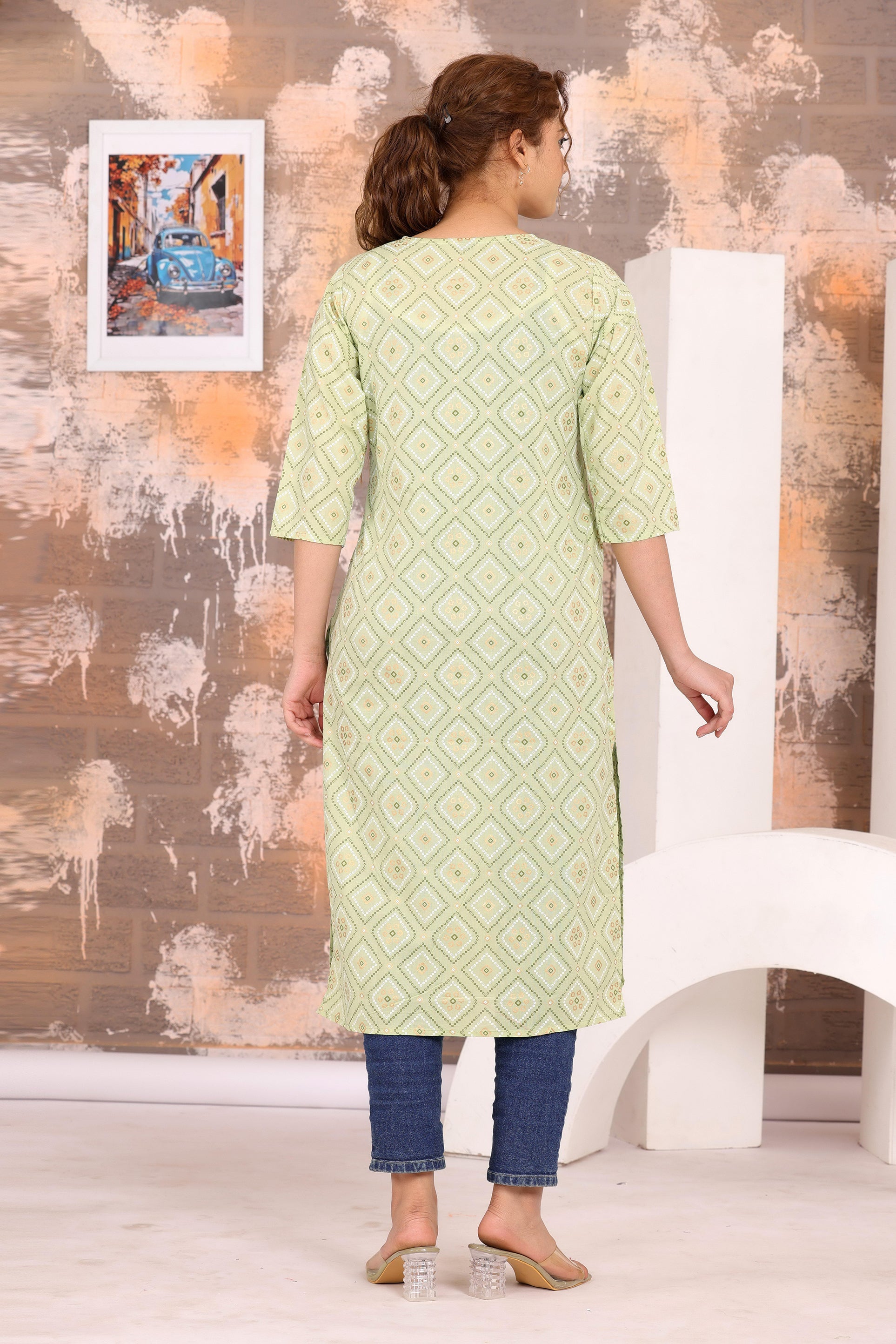 Women's Elegant Printed Cotton Straight Kurti - Naticraft