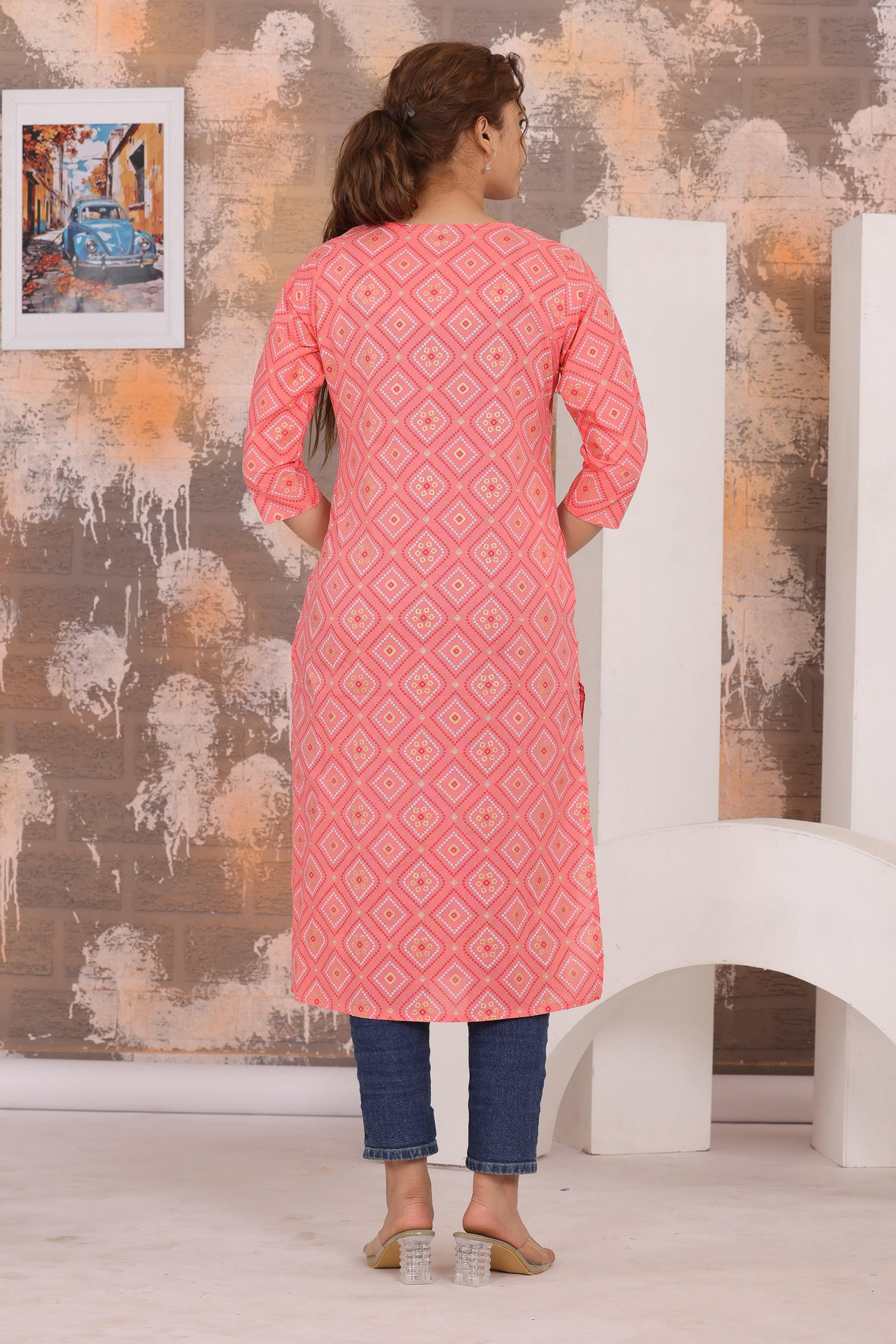 Women's Elegant Printed Cotton Straight Kurti - Naticraft