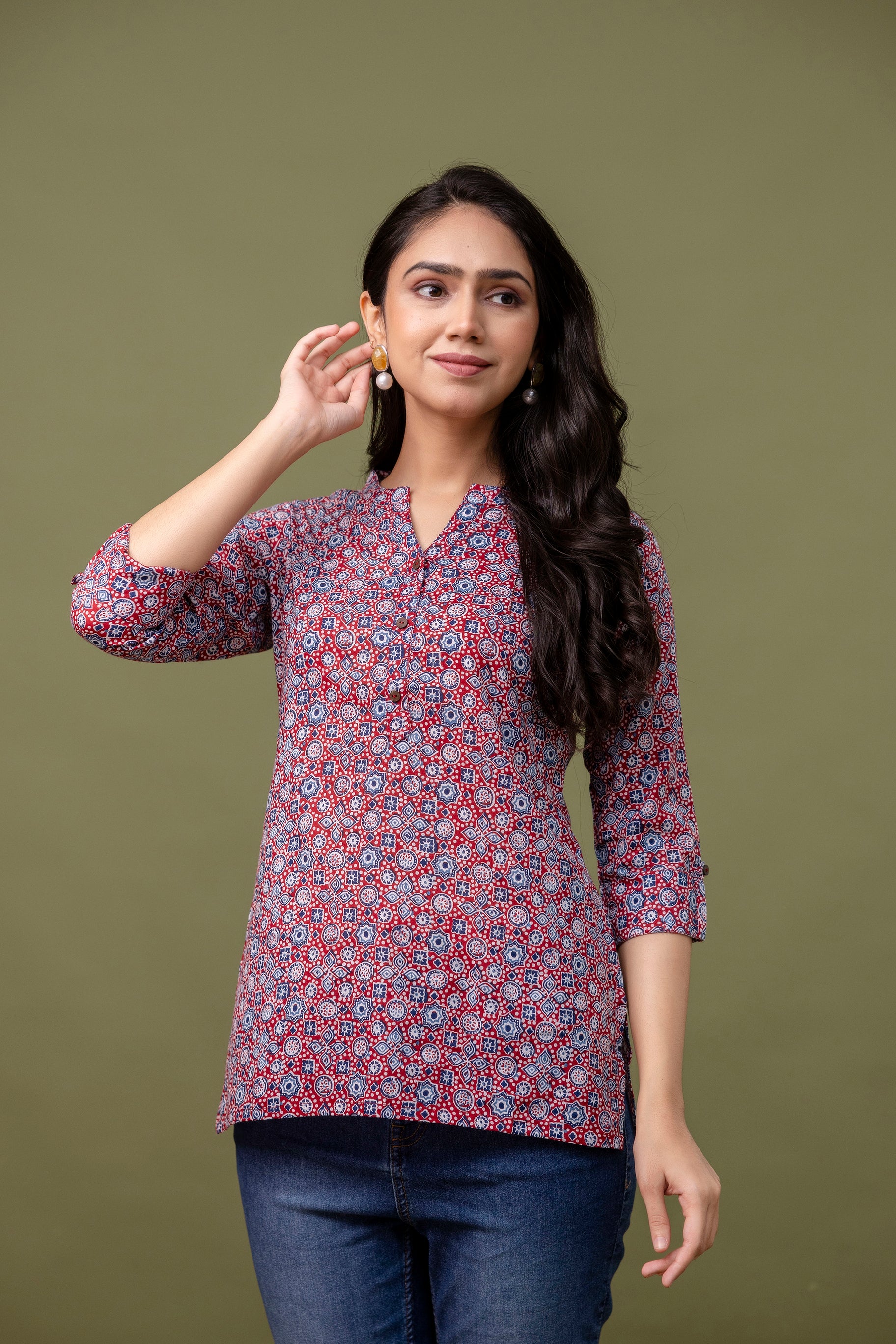 Navy Blue & Red Printed Cotton Short Top for Women - Naticraft