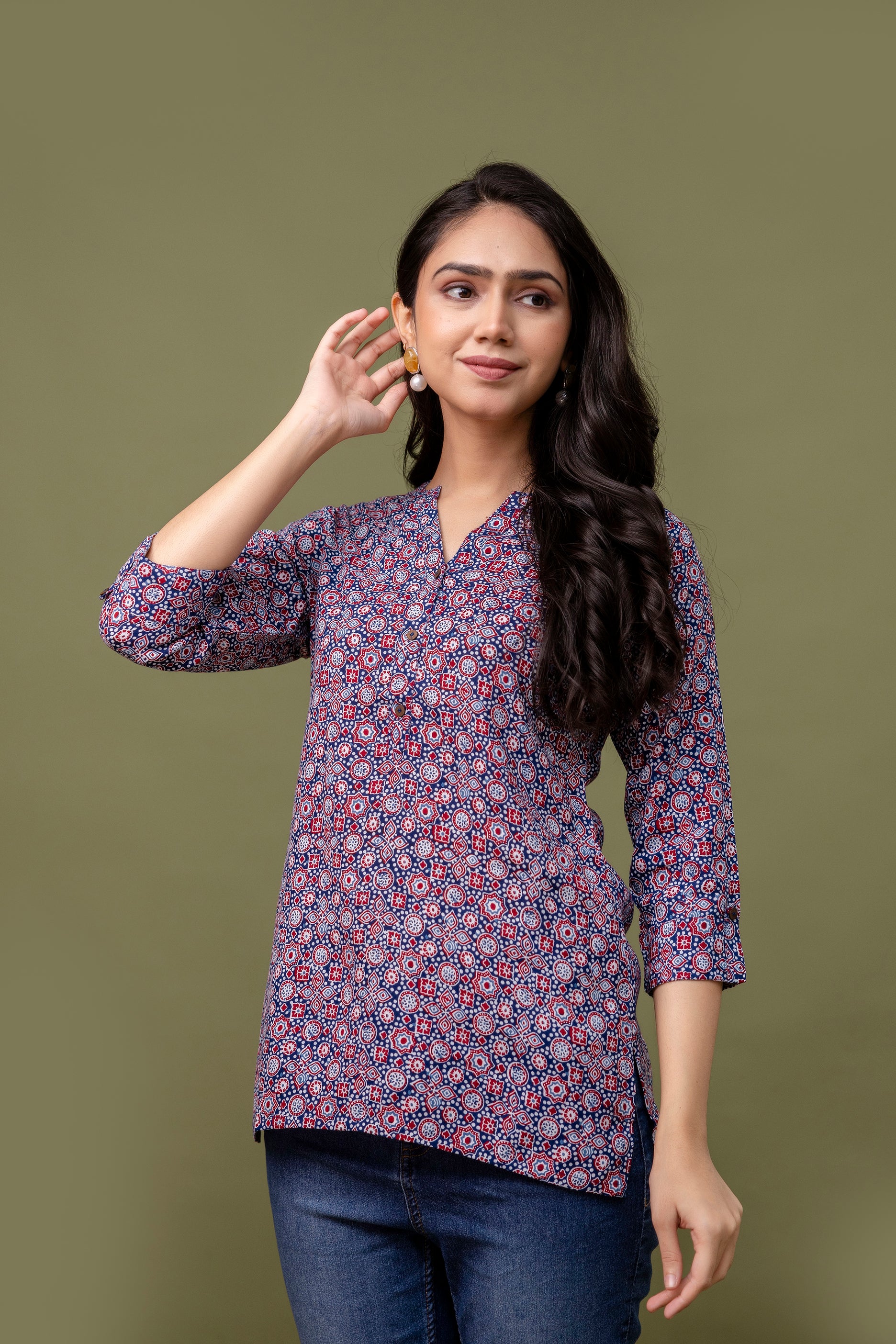 Navy Blue & Red Printed Cotton Short Top for Women - Naticraft