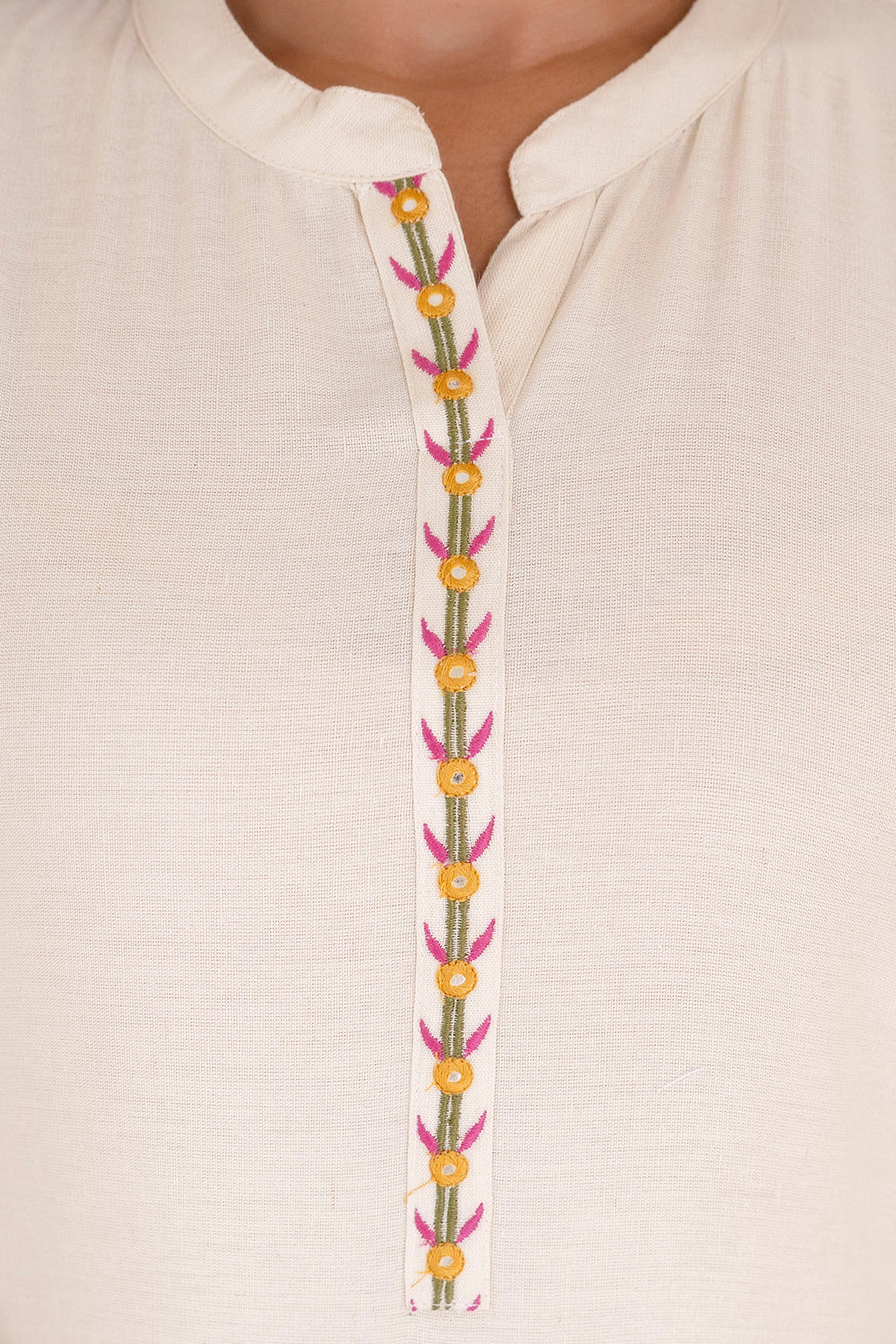 Nature-Inspired Embroidered Co-ord Set - Kurta and Pant - Naticraft