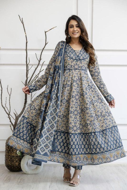 Women Full Print Kurta Set - Naticraft